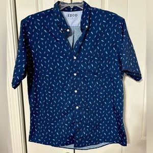 Men’s XL IZOD button up with mini bottles